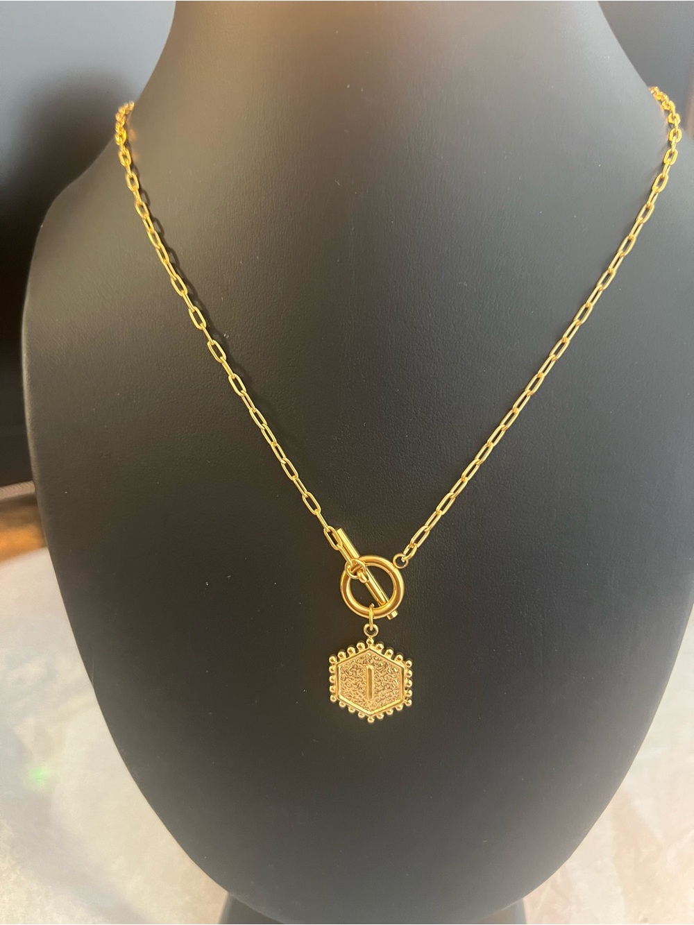 Gold Hexagon Pendant Chain Necklace - Women Jewelry NWT
